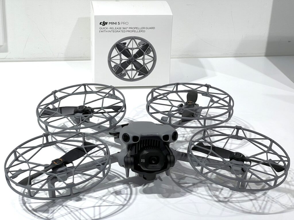 新品未開封DJI MINI2 新品プロペラガード付 新品未開封DJI MINI2 新品プロペラガード付 新品未開封DJI MINI2 新品