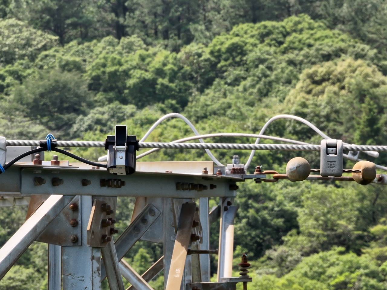 送電線点検の撮影を効率化｜Matrice 400×H30TのLine Inspectionを実機